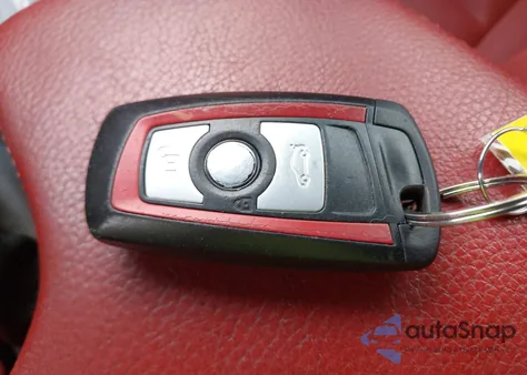 2012 BMW 328I z USA, uszkodzony, nr VIN WBA3A5G59CNN65909